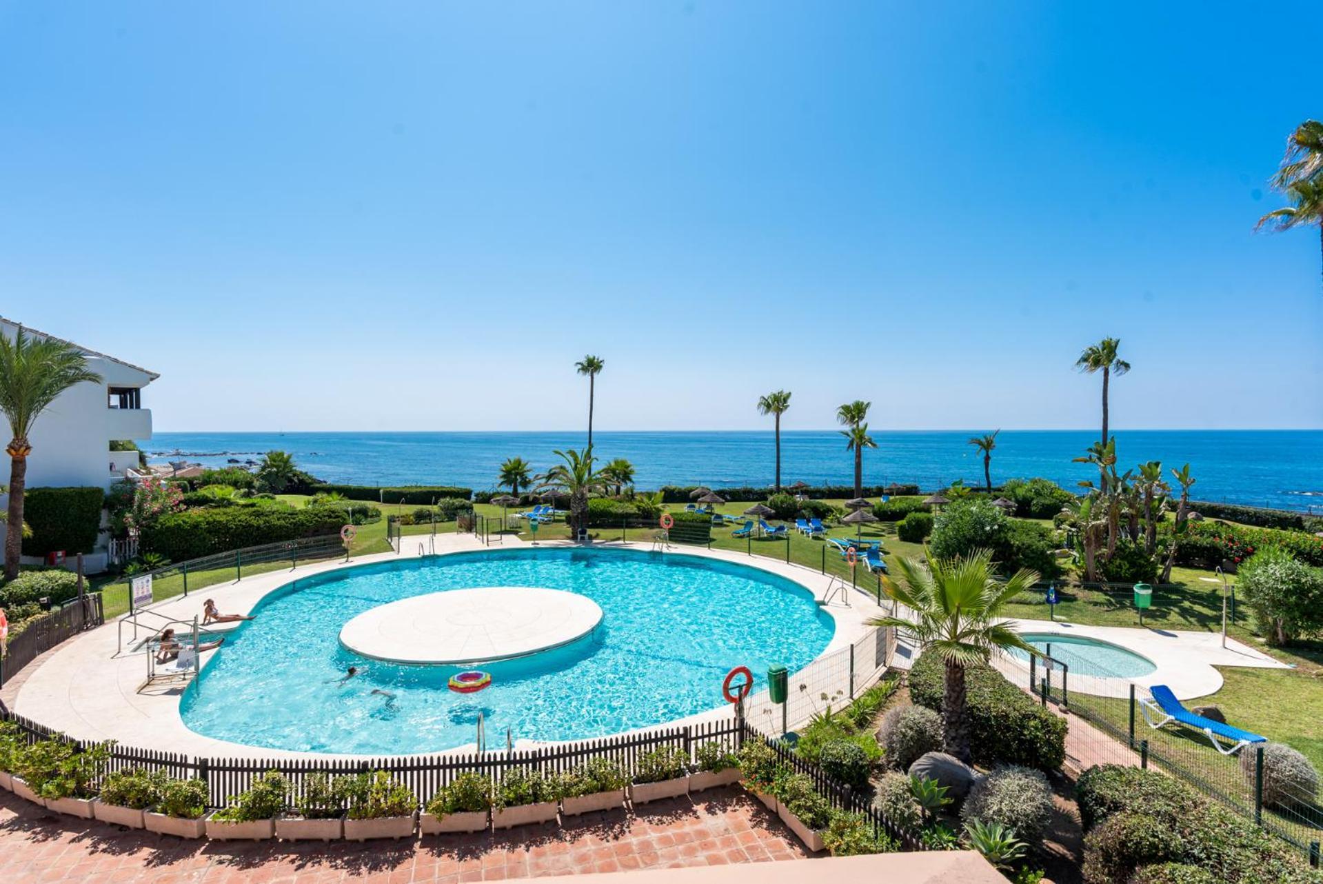 Miraflores Apartments By The Beach Costa Del Sol Sitio de Calahonda Extérieur photo